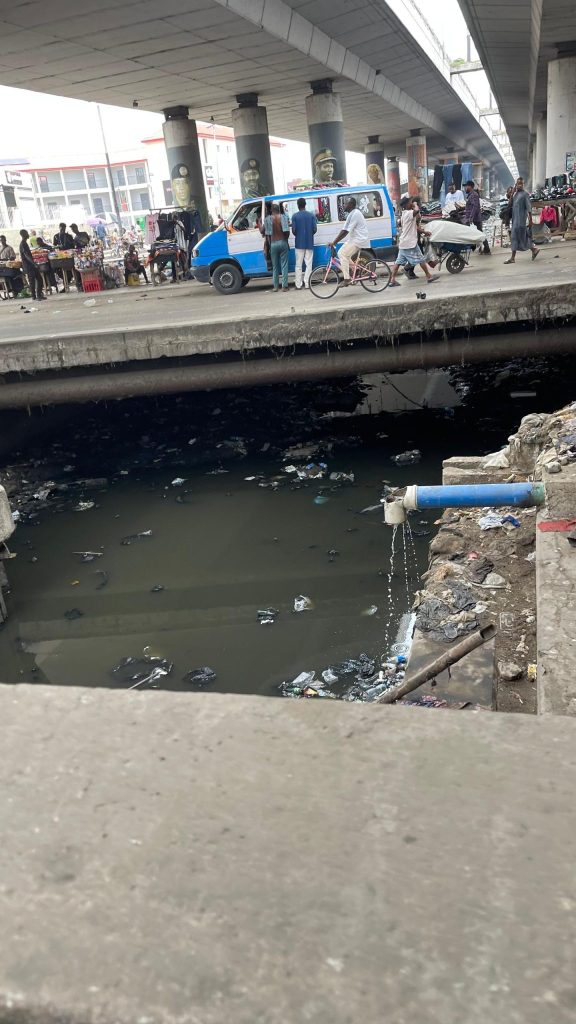 Overview of Obalende Bridge