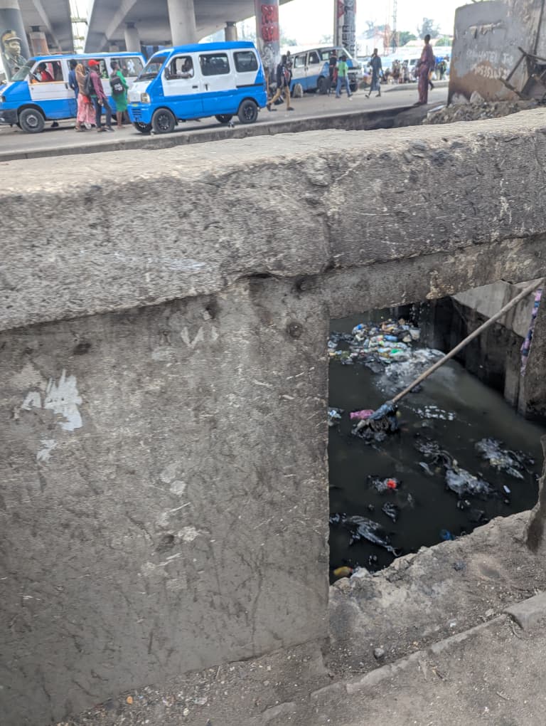 Overview of Obalende Bridge